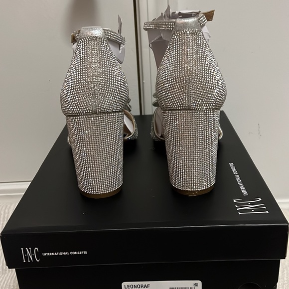 I.N.C International Concepts Silver Crystal Heels Size 9.5 - Picture 4 of 4